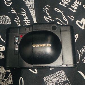 Olympus Black XA2 Compact Film Camera flash